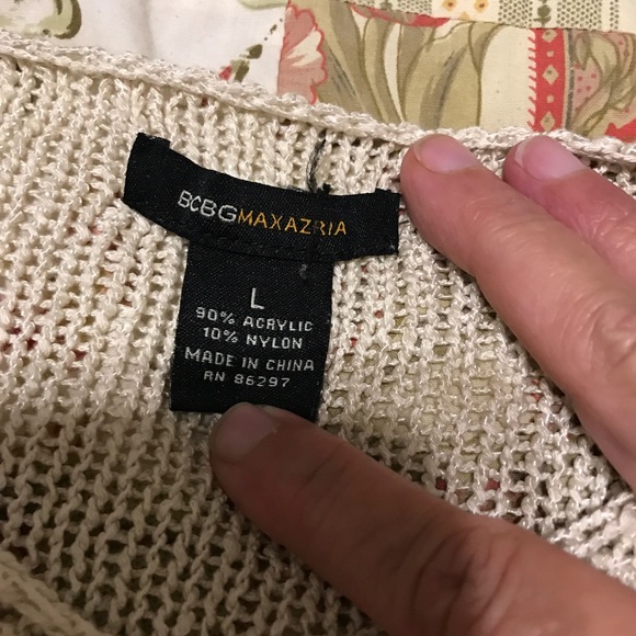 Sweater - Picture 6 of 6